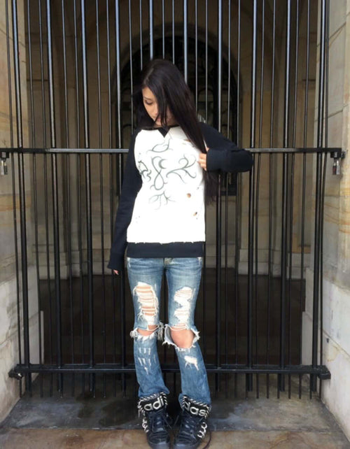 infinity crewneck
